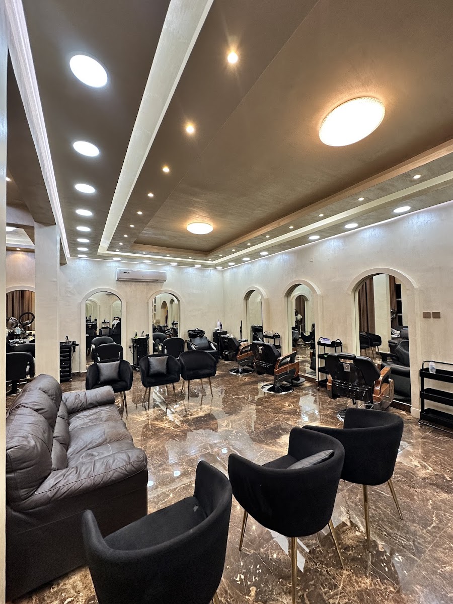 Aisha Beauty Salon