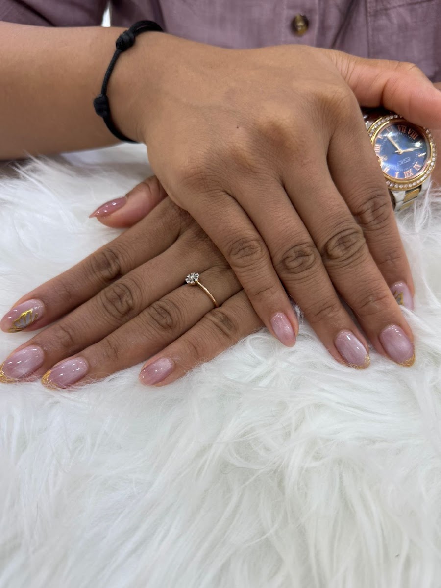 Apsar lounge ladies Salon