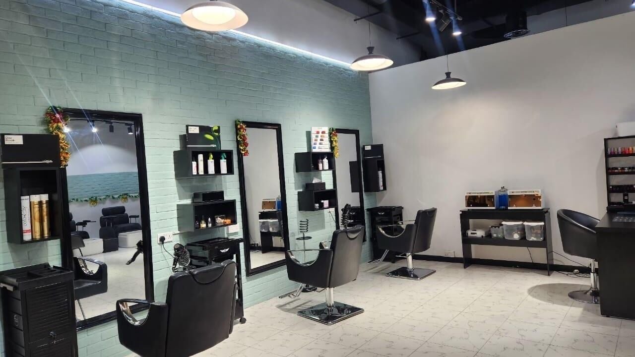 Beauty and hair home services