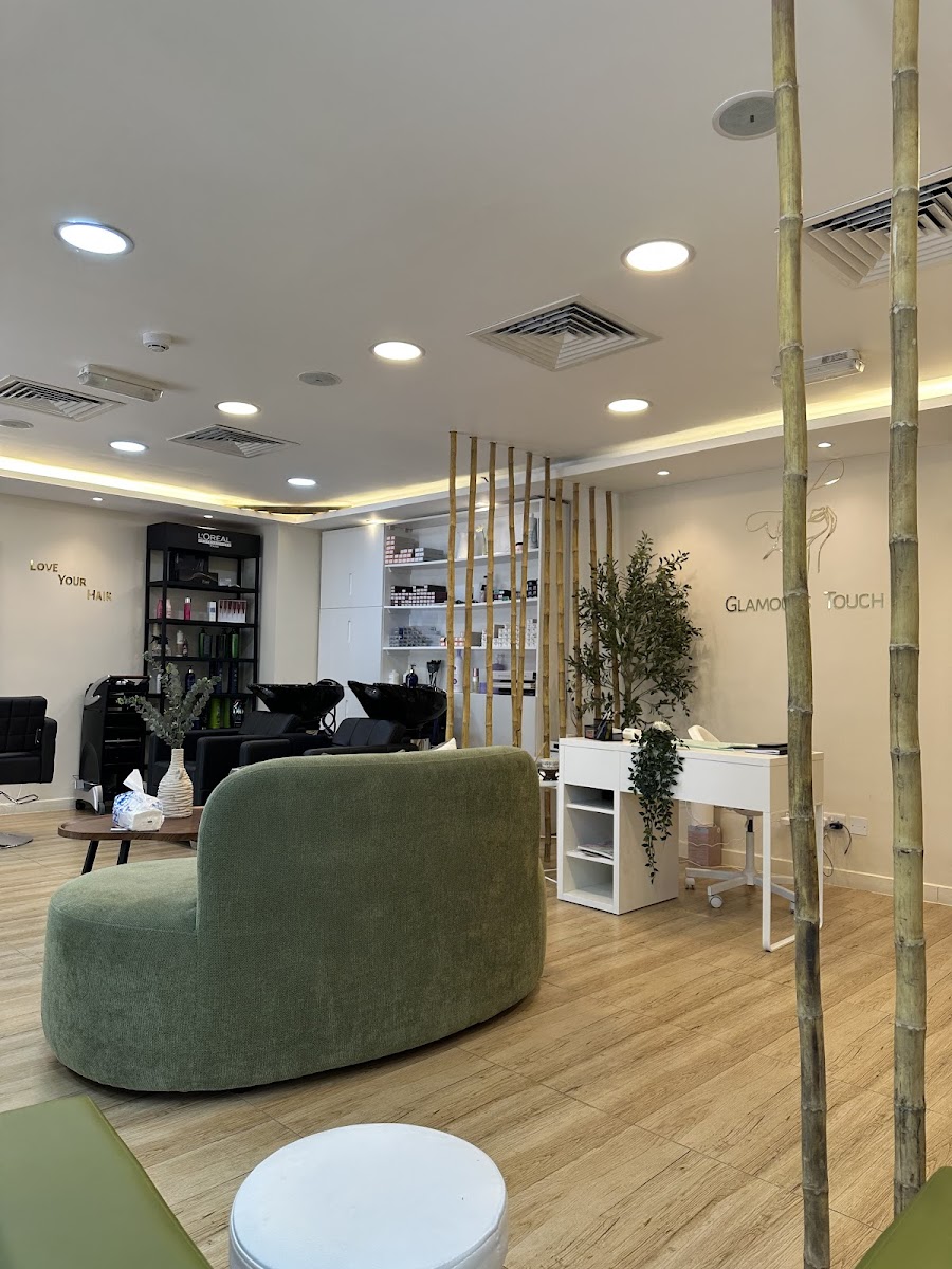 Glamour's Touch Ladies Salon