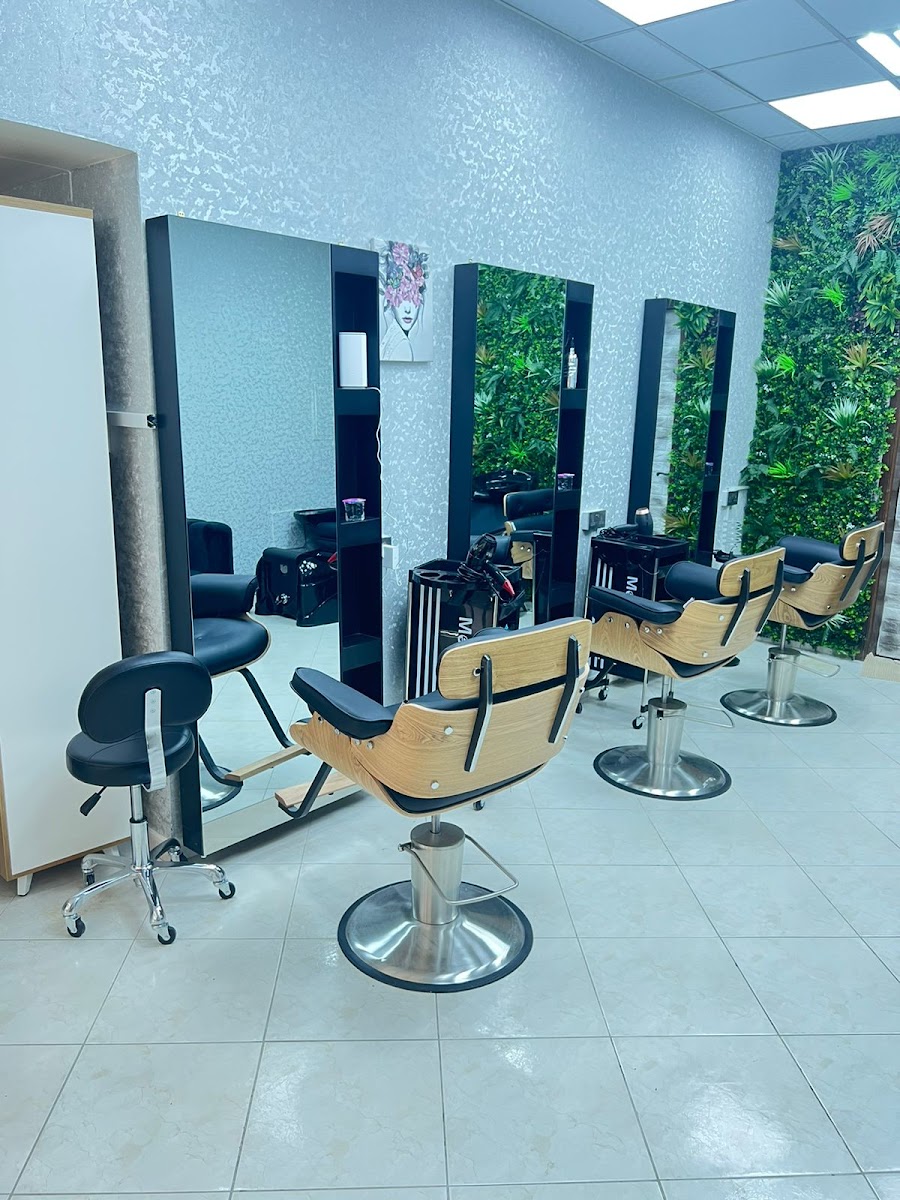 Glory beauty Salon Ajman _ صالون جلوري للشعر