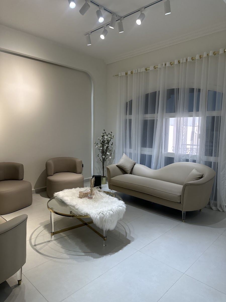 hair and nail beauty salon