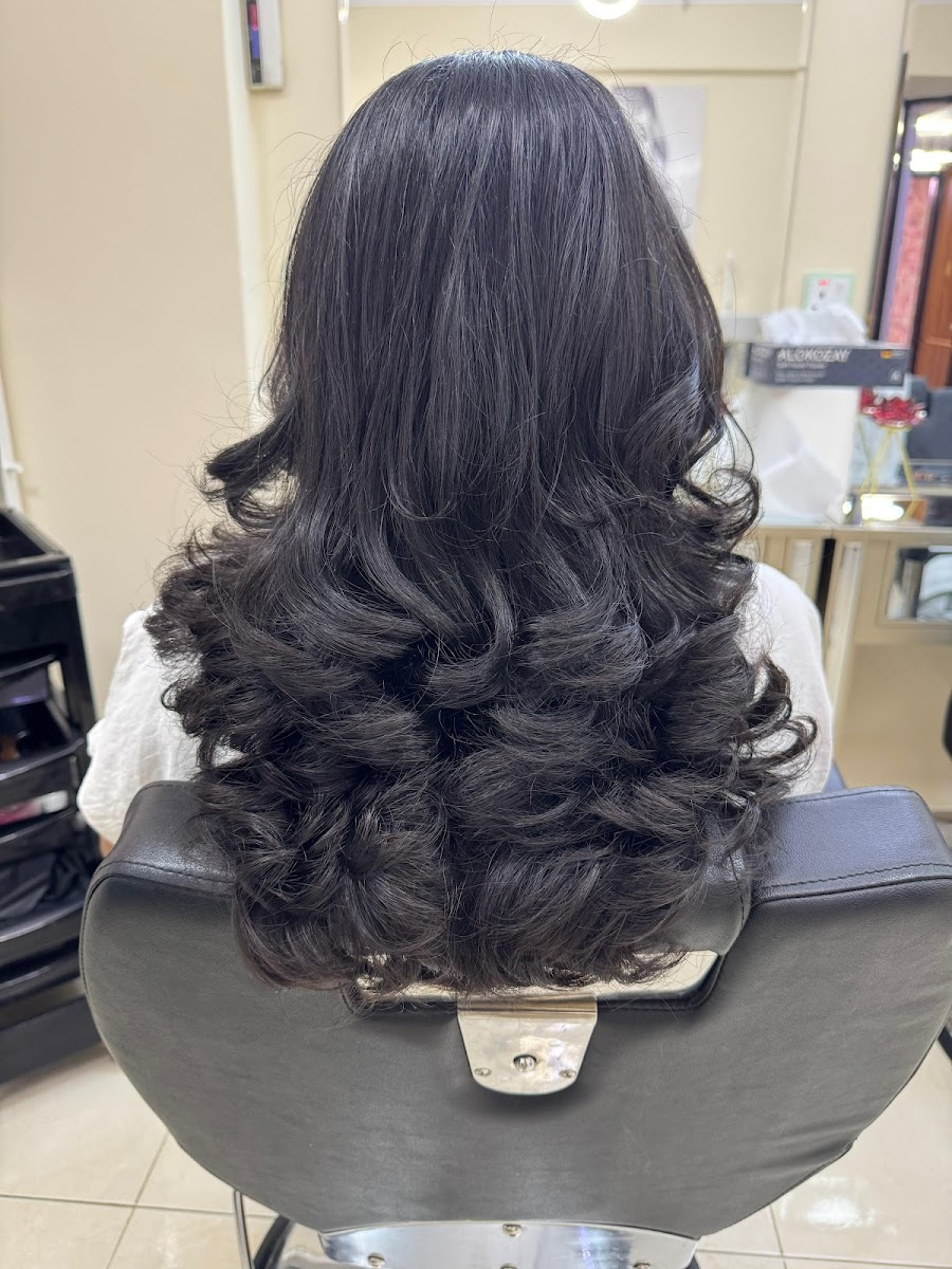 Mehara Beauty & Hair Studio