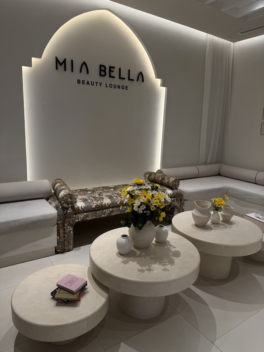 MIA BELLA BEAUTY LOUNGE