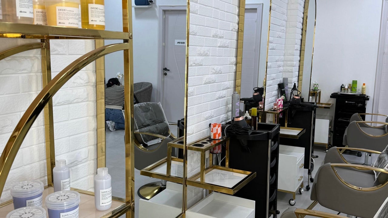 Salon by Mitz