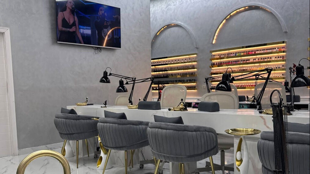 SHATHA BEAUTY & SPA salon