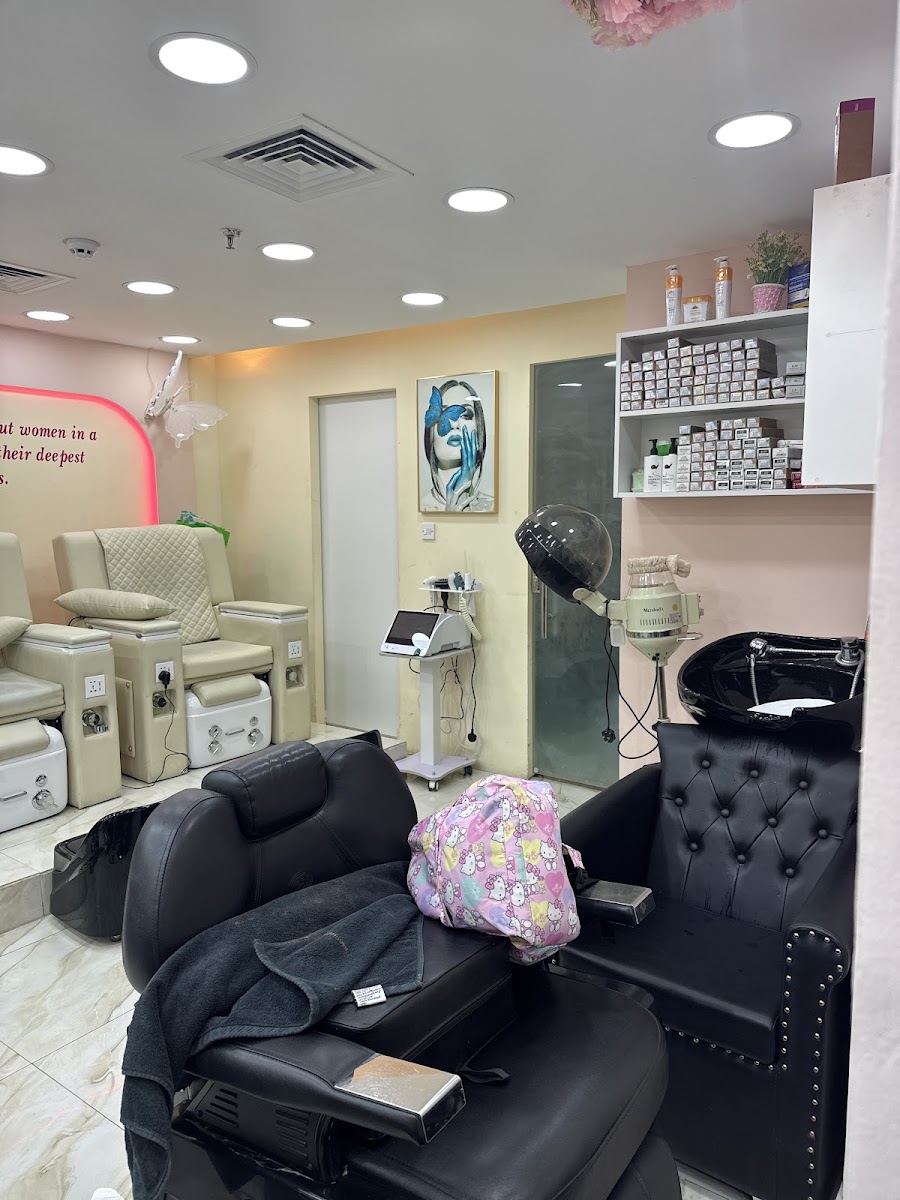 Si Luxe Salon Ladies